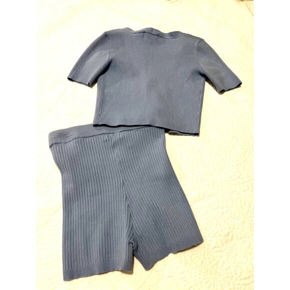 (Rare) NWT Meshki Blue Biker Short Set - Size Small - Picture 4 of 4